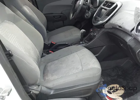 2017 Chevrolet Sonic Ls Auto z USA, uszkodzony, nr VIN 1G1JB5SH1H4163722